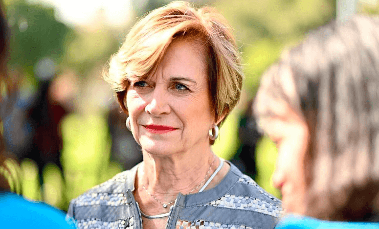 Matthei advierte Incertidumbre Regulatoria y Encarecimiento de la Vivienda y pide modernizar sistemas de subsidios