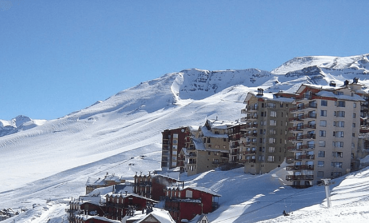 Propiedades fraccionadas llegan a Las Condes y el centro de ski El Colorado
